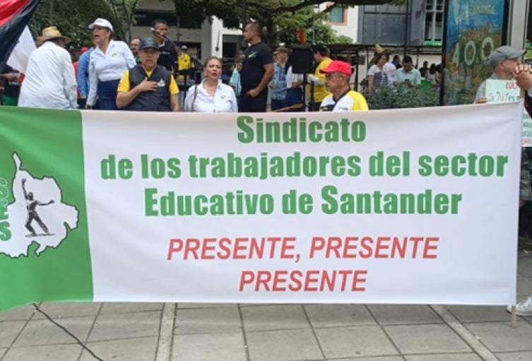 Fecode protestará hoy en Bucaramanga dizque contra el golpe blando, pese a que el CNE no tiene facultades para tumbar al presidente Petro imagen de la publicación