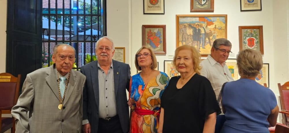 Sentido homenaje al Dr. Roberto Serpa Flórez en la Academia de Historia de Santander imagen de la publicación