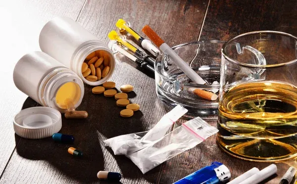 Van 51.405 muertes asociadas al consumo de alcohol y drogas en Colombia imagen de la publicación