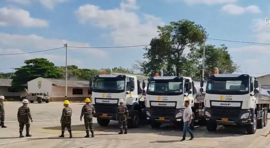 Increíble, los carrotanques que iban a calmar la sed en la Guajira continúan varados y pudriéndose imagen de la publicación