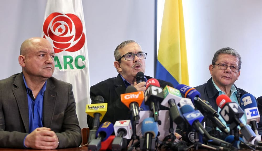 Jefes de las extintas Farc renunciaron a su inocencia y reconocerán todas las atrocidades que les imputará la JEP imagen de la publicación
