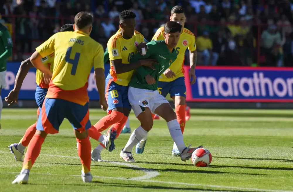 Un golazo de ‘altura’ le quitó el invicto a Colombia imagen de la publicación