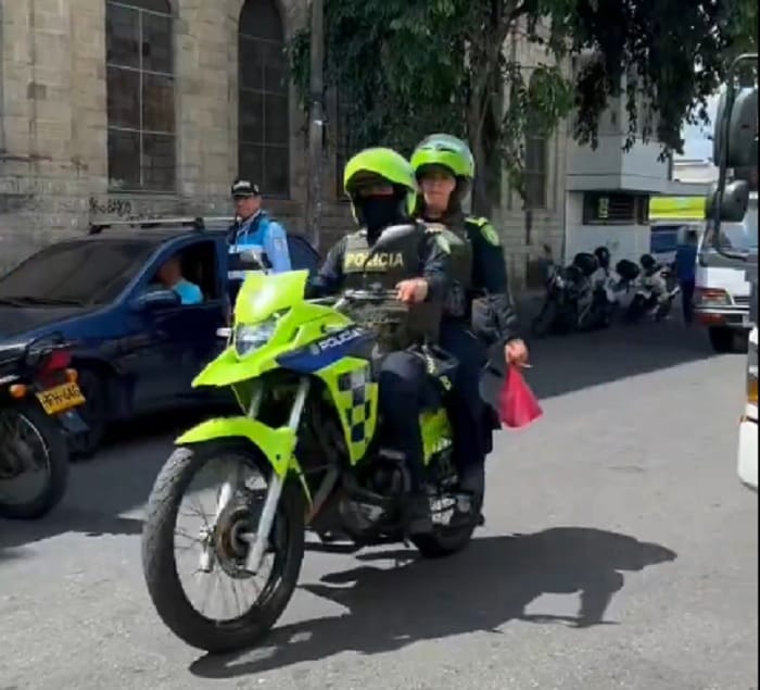 Operativos conjuntos fortalecen la seguridad en el sector del Colegio Salesiano imagen de la publicación