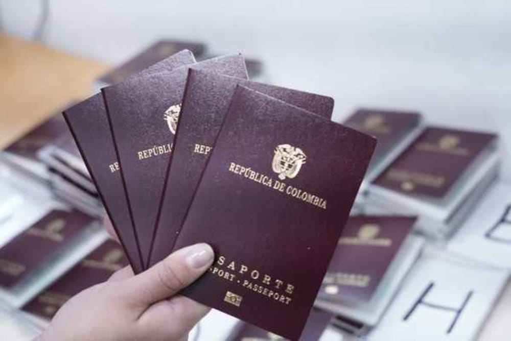 Colombia facilitaría trámites para sacar pasaporte en línea imagen de la publicación