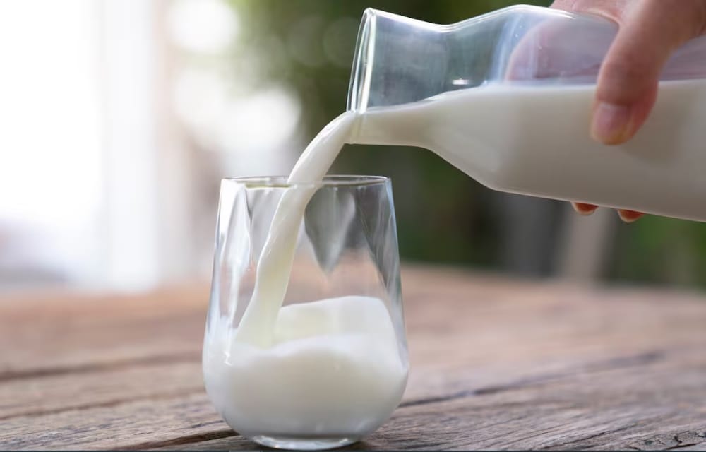 Invima cerrará 13 plantas lácteas por ‘rendir’ leche con lactosuero imagen de la publicación