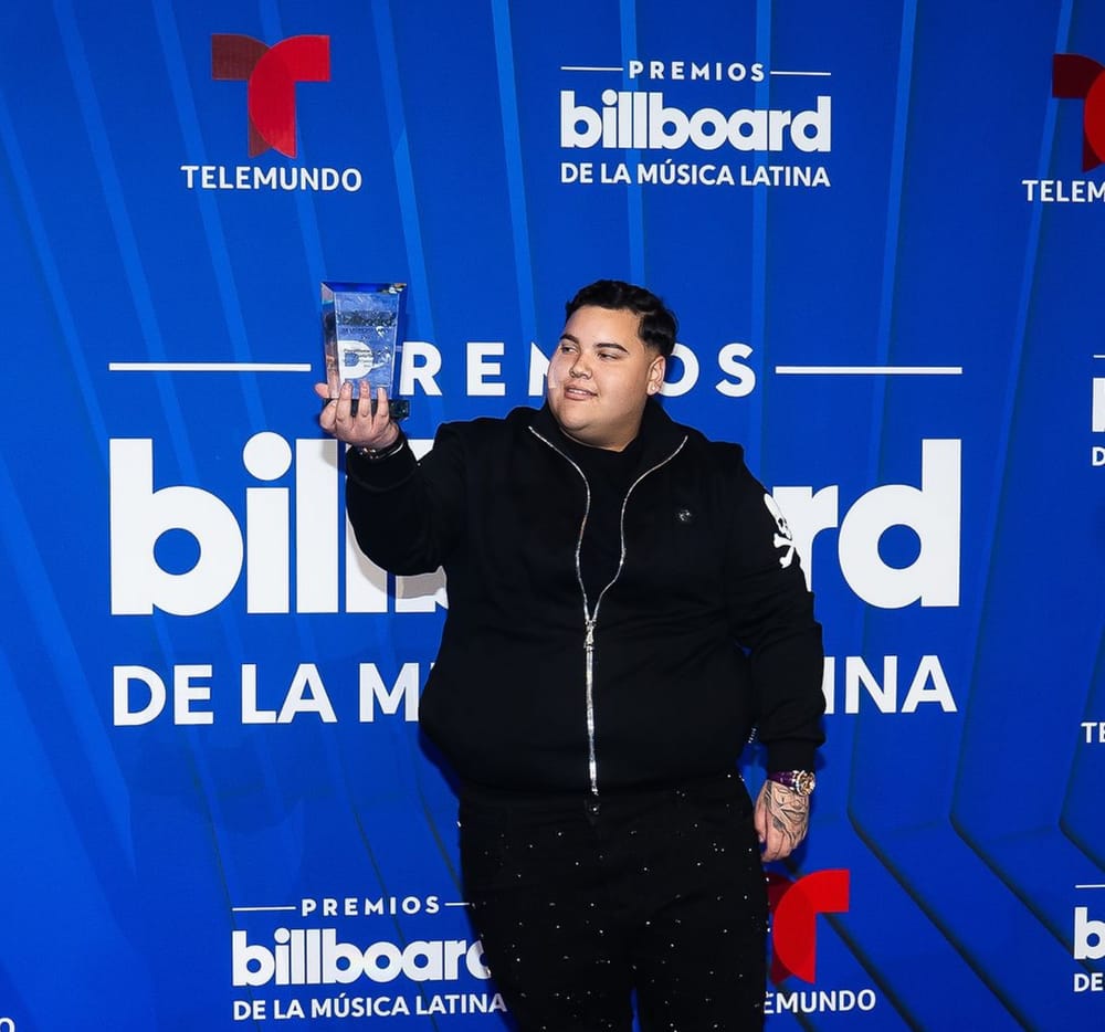 FloyyMenor arrasa en plataformas musicales, TikTok y Premios Billboard imagen de la publicación
