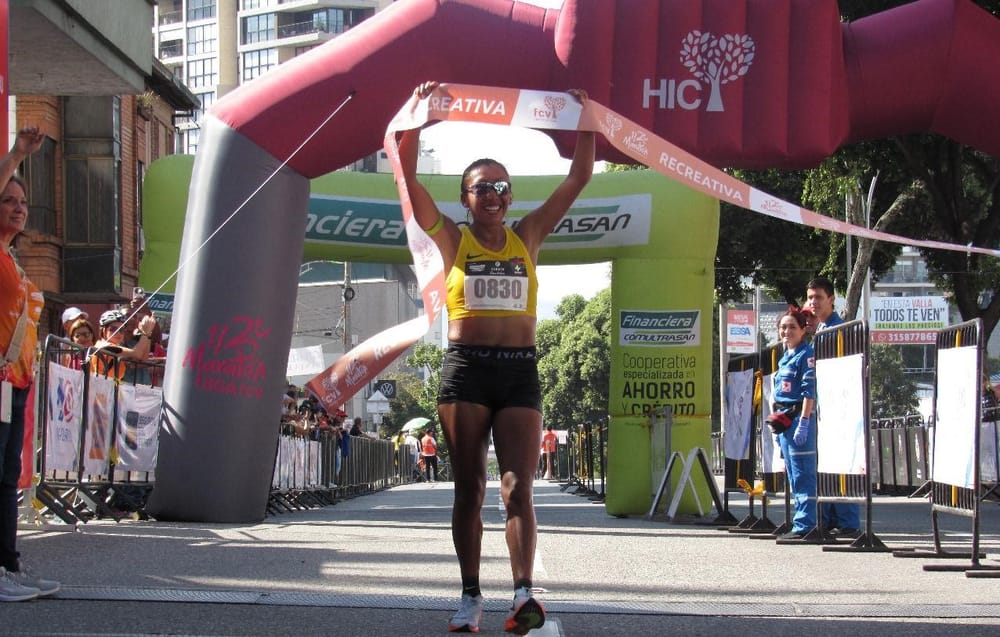Mary Granja y Joseph Kiprono ganadores de la Media Maratón FCV imagen de la publicación