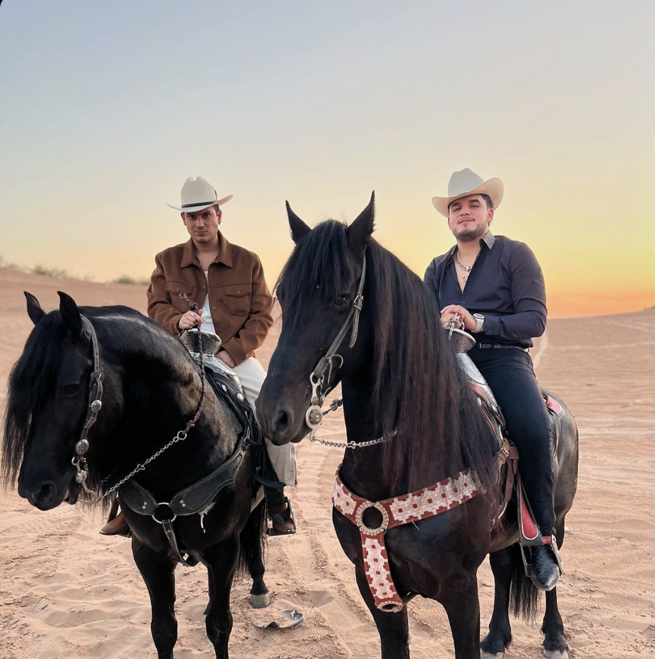 Pipe Bueno y Edgardo Núñez presentan el video de "Mírame (FEAT. BLESSD) (Remix)" imagen de la publicación