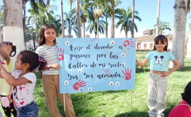 Para contribuir a un futuro más equitativo para todos: Niñas seguras, futuros brillantes imagen de la publicación