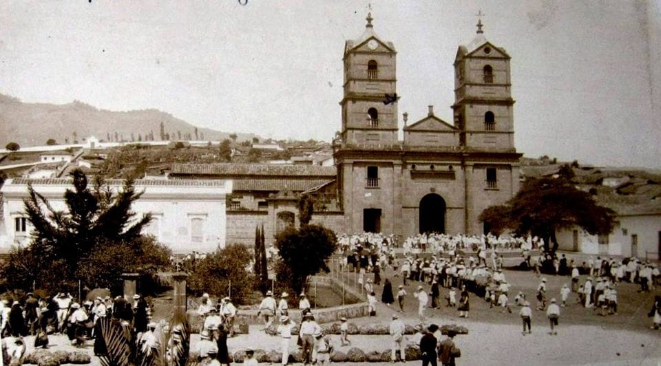 Presentan registros fílmicos de Zapatoca en Teatro Santander imagen de la publicación