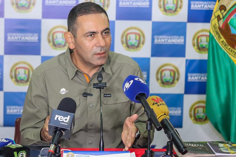 Gobernador de Santander aborda delitos contra mujeres y energías alternativas imagen de la publicación