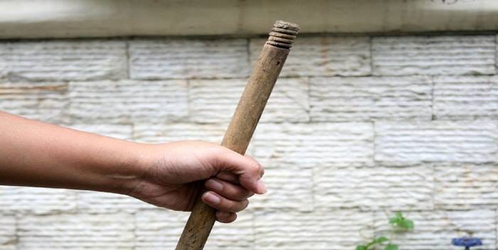 ¡Terrible! Capturan a hombre que agredió a su novia con un palo de escoba imagen de la publicación