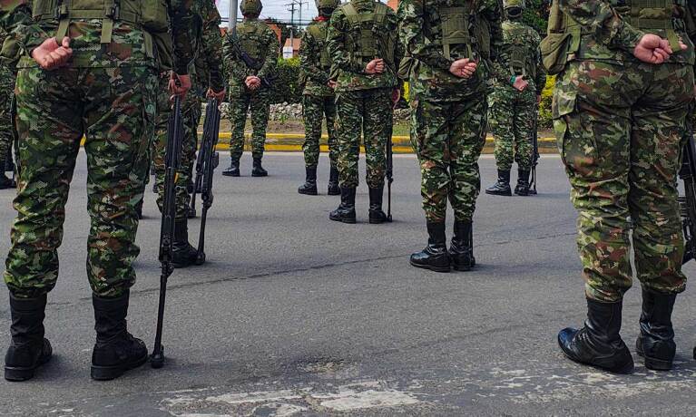 Jóvenes en Santander reciben bonificaciones por su servicio militar imagen de la publicación