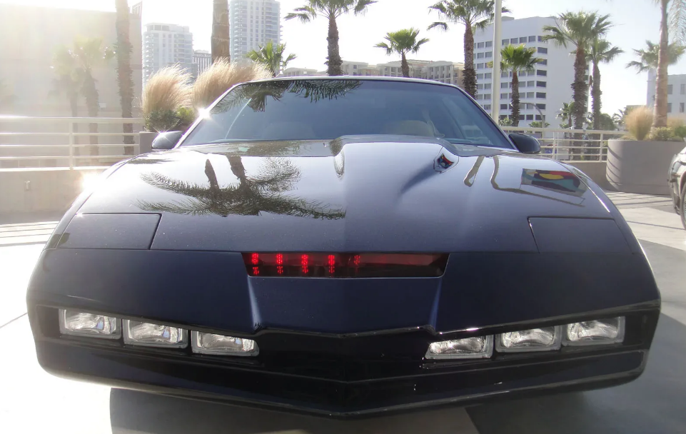 Elon Musk desarrolla el 'Coche Fantástico' del Siglo XXI imagen de la publicación