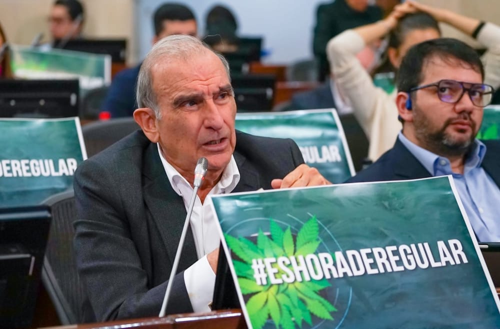 Este lunes reiniciará debate de la reforma política en el Congreso imagen de la publicación