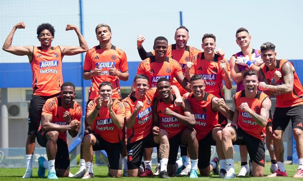 Colombia ante Uruguay en el estadio Centenario de Montevideo imagen de la publicación