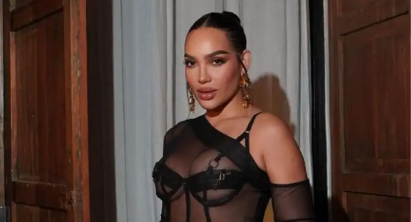 Andrea Valdiri lanza su propio reality al estilo Kardashian imagen de la publicación