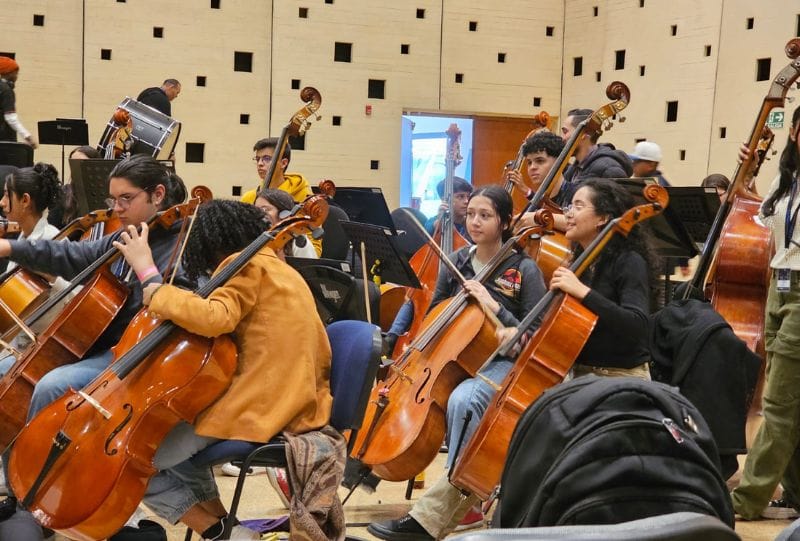 Representante de Sinfónica Juvenil UNAB participó en concierto Voces del Futuro imagen de la publicación