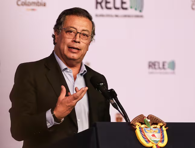 Petro critica absolución de Santiago Uribe: 'La impunidad no nos lleva sino a más violencia' imagen de la publicación