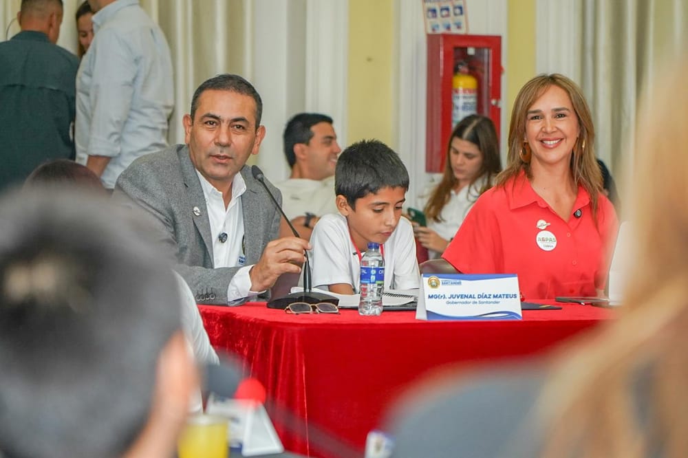 Palacio Amarrillo abrió sus puertas a niños durante un Consejo de Gobierno imagen de la publicación