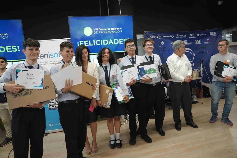 Santandereanos triunfan en el VIII Concurso Nacional de Programación imagen de la publicación