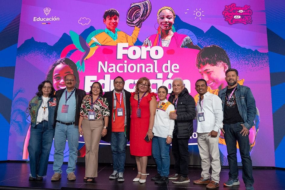 Escuela de Piedecuesta reconocida en el Foro Nacional de Educación 2024 imagen de la publicación