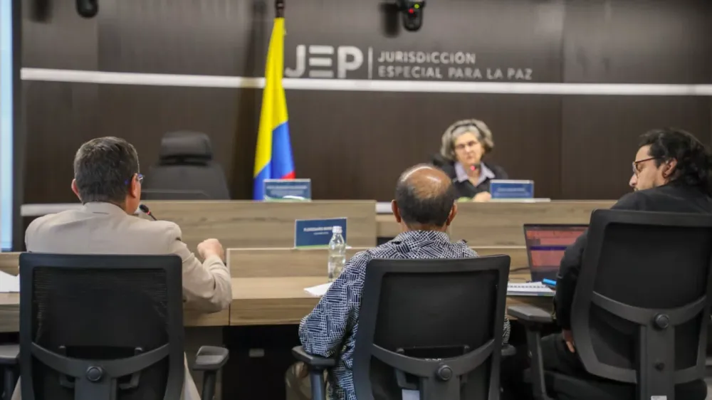 Señalan a magistrada de la JEP de vulnerar los derechos de las víctimas imagen de la publicación
