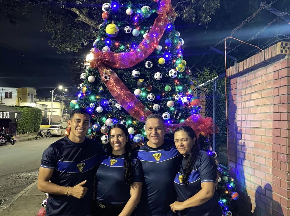 Club Oscar Vesga en jornada de bienvenida a la Navidad imagen de la publicación
