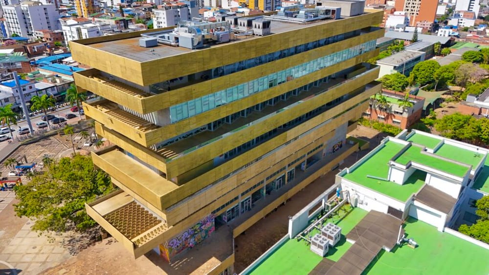 Edificio de Ciencias Humanas de la UIS ganó en la Bienal Panamericana de Quito imagen de la publicación
