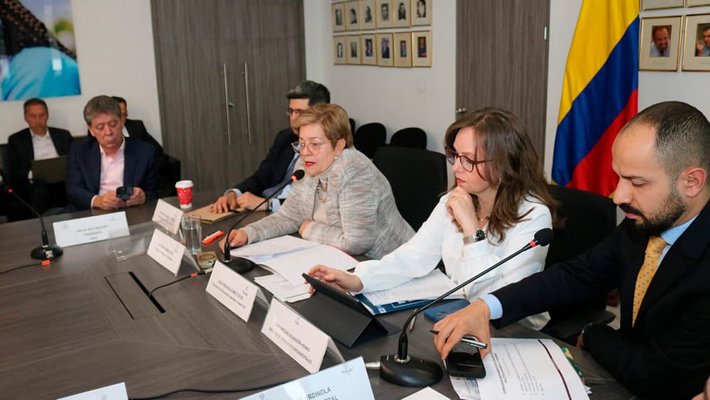 El 3 de diciembre arrancan negociaciones para el salario mínimo 2025 imagen de la publicación