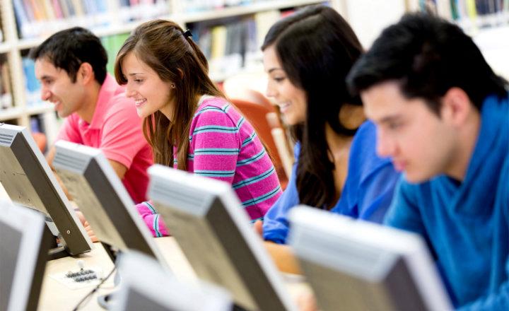 Microcredenciales impulsan matrícula y preparación laboral en América Latina imagen de la publicación