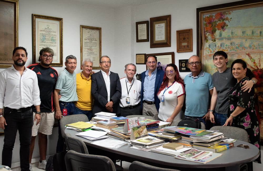 “Economía del país está en cuidados intensivos” Dice exministro de hacienda José Manuel RESTREPO imagen de la publicación