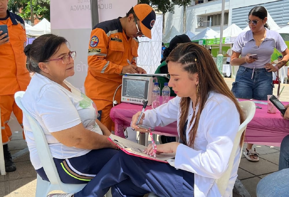 Alcaldía de Bucaramanga acerca su oferta institucional a los ciudadanos imagen de la publicación