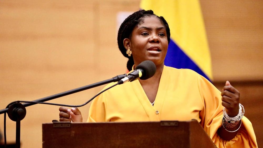Señalan a la vicepresidenta de la República de duplicidad de funciones con el DAPRE imagen de la publicación