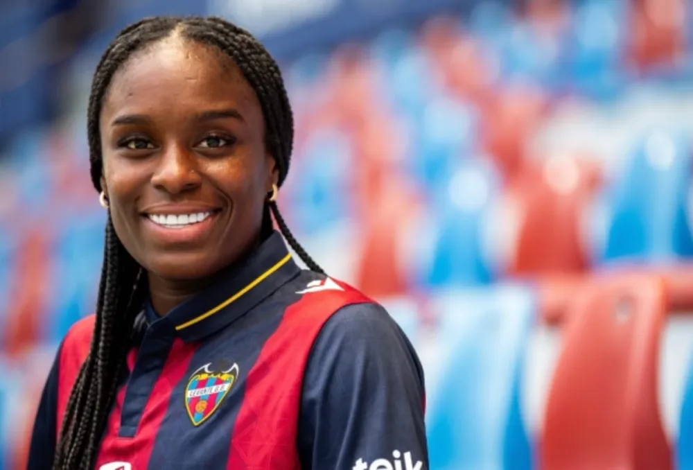 Ivonne Chacón brilla en España con doblete imagen de la publicación