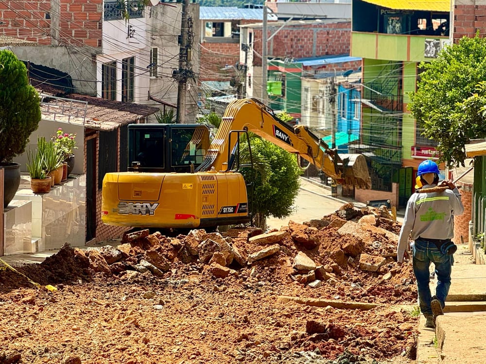 Barrio Los Alares se transforma con nueva pavimentación imagen de la publicación