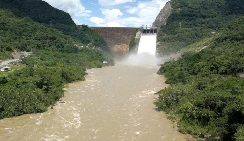 Aumentan desbordamientos y daños por ola invernal en Santander imagen de la publicación