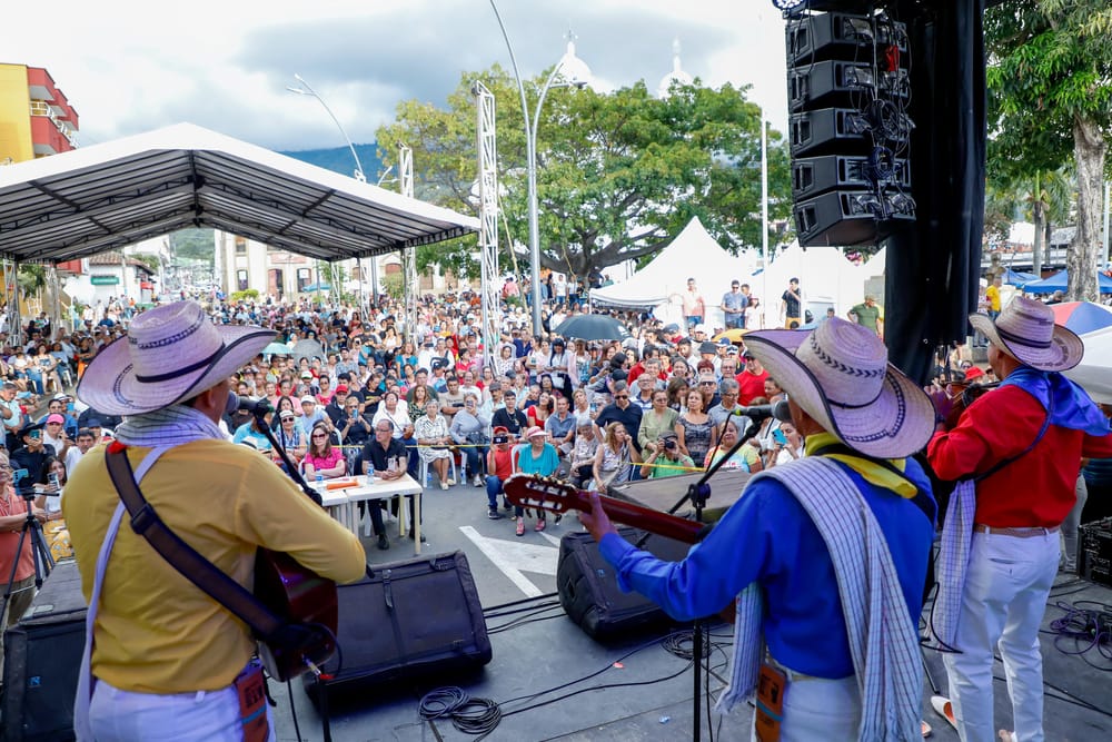Concluyó el XXVI Festival Nacional de Duetos Hermanos Martínez imagen de la publicación