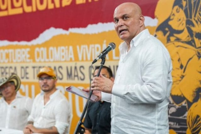 Mancuso obtiene permiso para moverse por la Costa Caribe colombiana hasta 2025 imagen de la publicación
