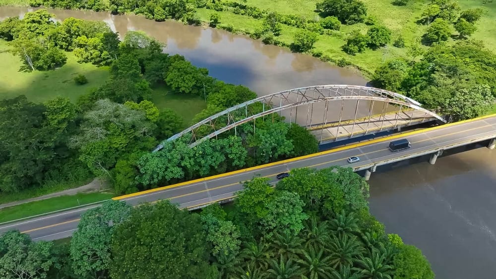 Inician obras de mantenimiento en el puente sobre el río Opón imagen de la publicación