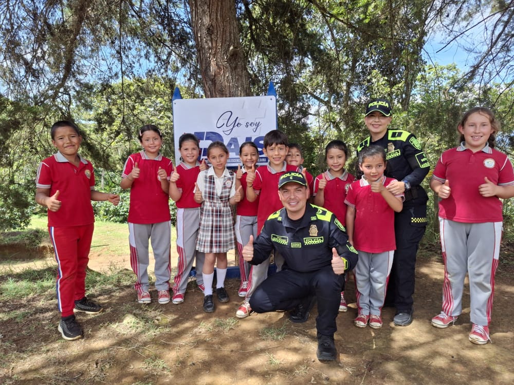Más de 300 niños disfrutan nuevo parque en zona rural de El Socorro imagen de la publicación