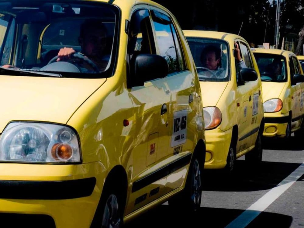 Taxistas del Área Metropolitana de Bucaramanga protestaron contra tránsito de Lebrija imagen de la publicación