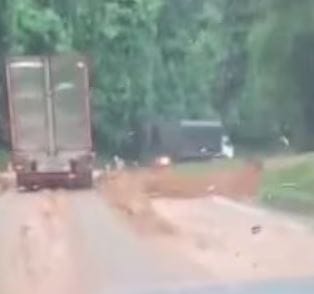 Derrumbe tiene afectada la vía a la Costa Caribe imagen de la publicación