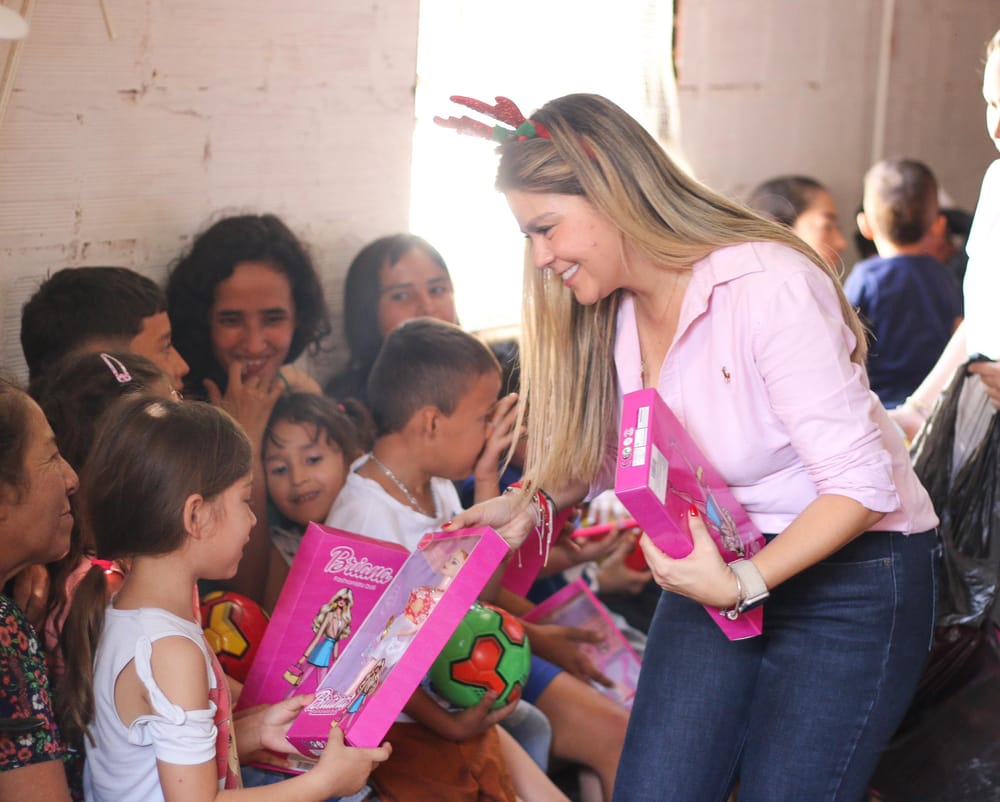 La primera dama de Floridablanca está lista para repartir alegría por barrios y veredas imagen de la publicación