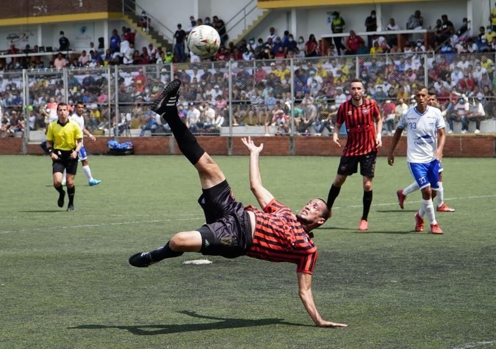 UTS ante Girón-Carrizal dan apertura al evento imagen de la publicación