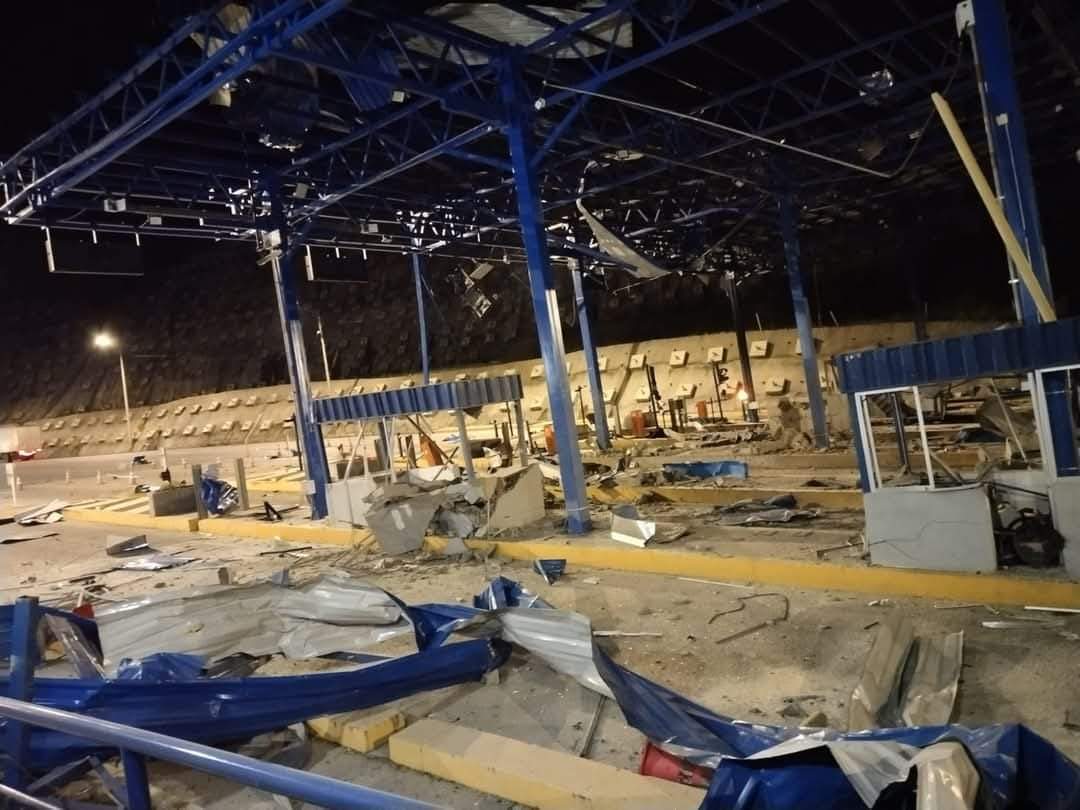 VIDEO: Destruido por completo peaje de la vía Bucaramanga – Cúcuta tras violento atentado imagen de la publicación