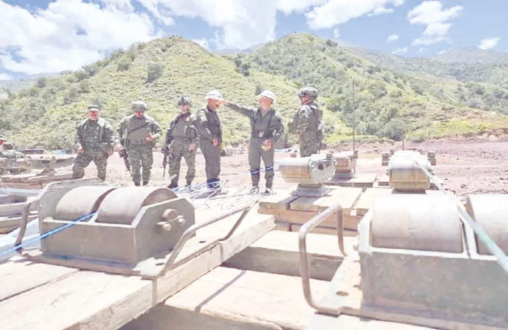 Ingenieros militares restauraron conectividad vital en Santander imagen de la publicación