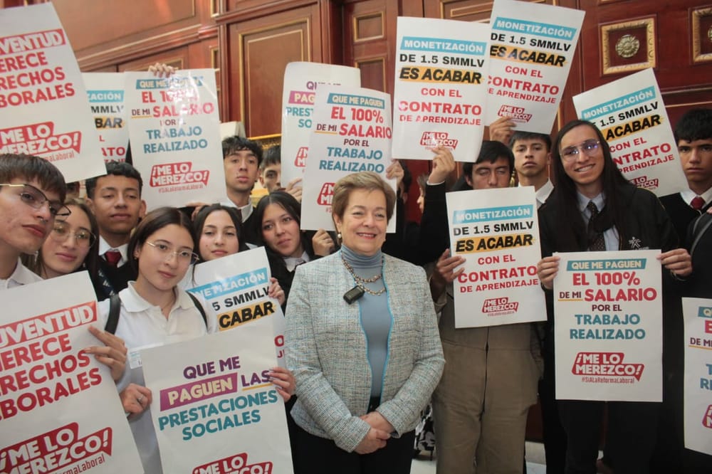 Así llegó proyecto de la reforma laboral al Senado imagen de la publicación