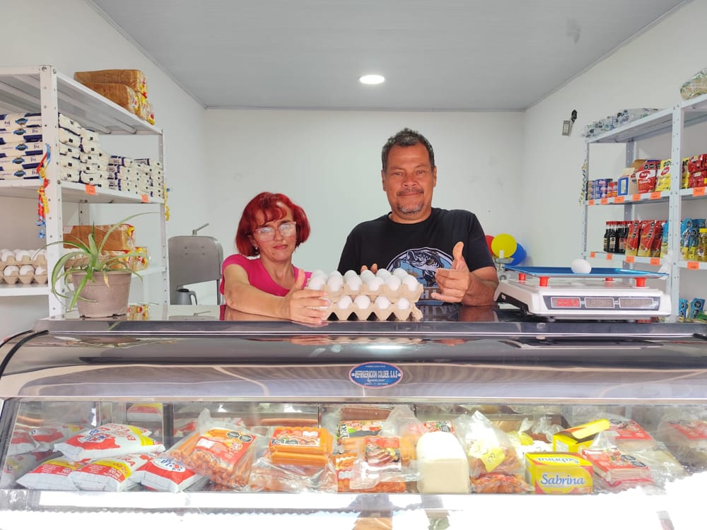 Pareja desplazada encuentra en la charcutería una nueva oportunidad de vida imagen de la publicación