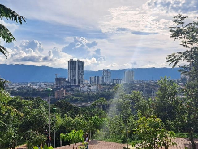 Espacios públicos como catalizadores de cambio con el sello UPB imagen de la publicación